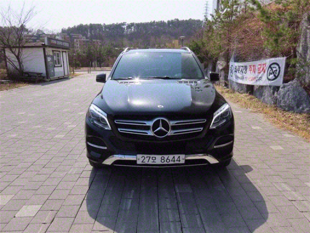 Mercedes Benz GLE Class