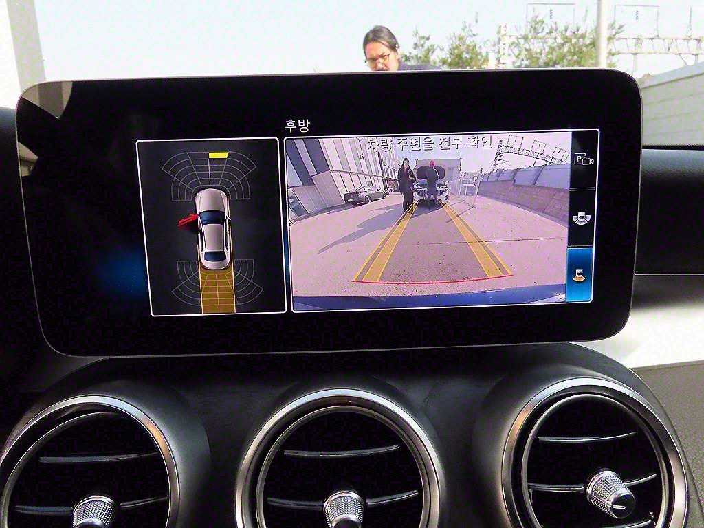 Mercedes Benz C Class 2019 Azul - Importación desde Corea - HF Imports Iquique - Foto 15