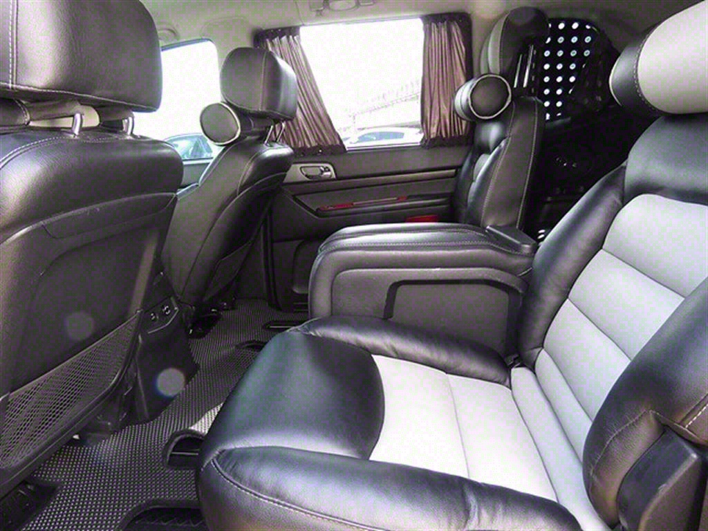 Ssangyong Korando - Vista 8