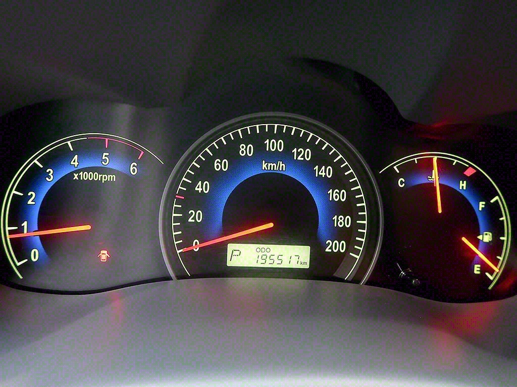 KIA Carnival - Vista 11