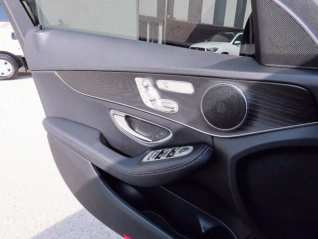 Mercedes Benz C Class - Vista 12