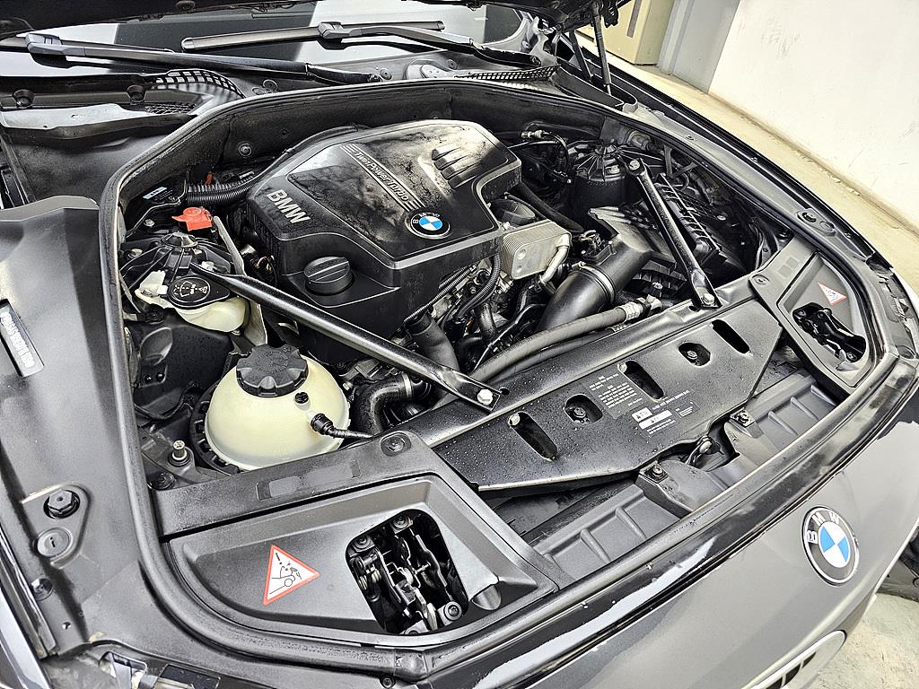 BMW 5 Series - Vista 6