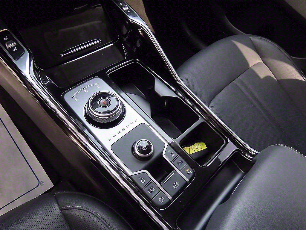 KIA Sorento - Vista 10