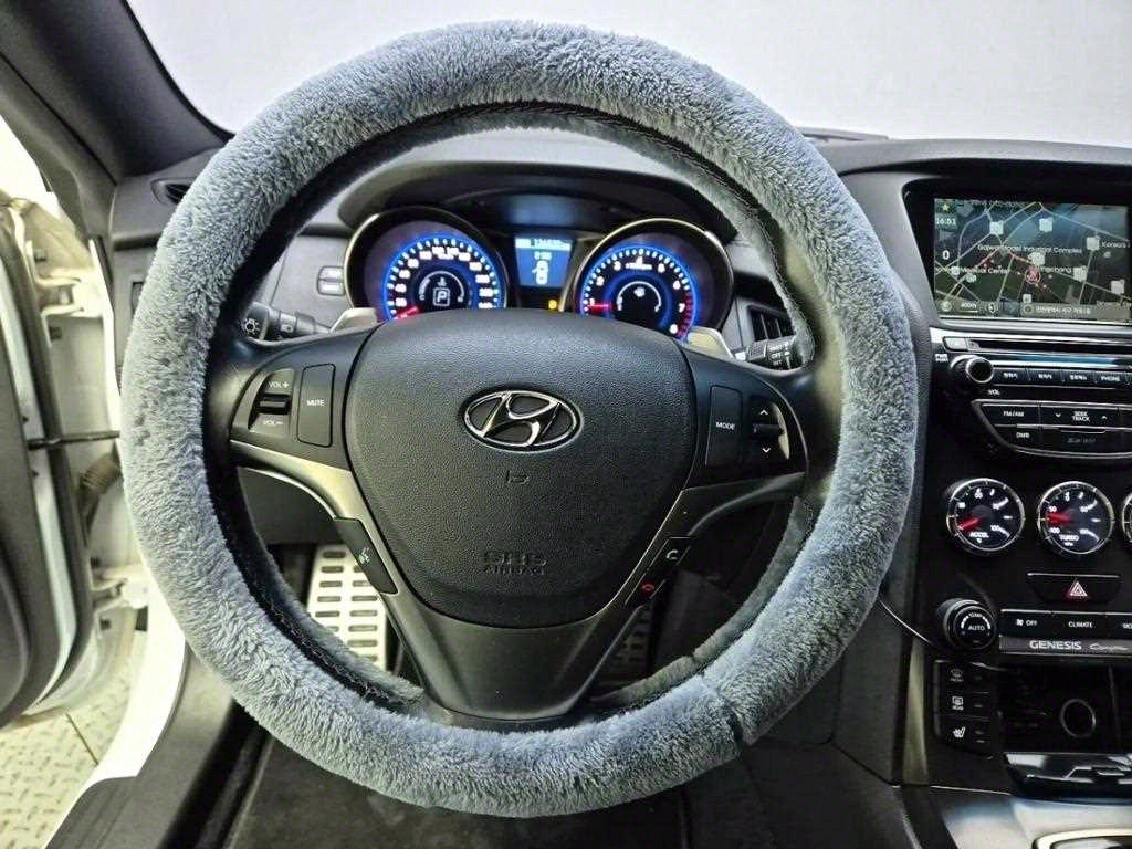 HYUNDAI Genesis - Vista 9