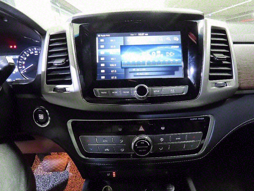 Ssangyong Rexton - Vista 9