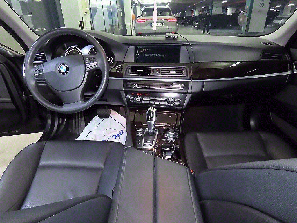 BMW 5 Series - Vista 10