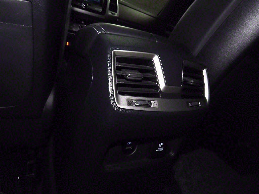 Ssangyong Rexton - Vista 11