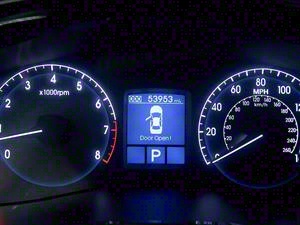 HYUNDAI Genesis - Vista 12