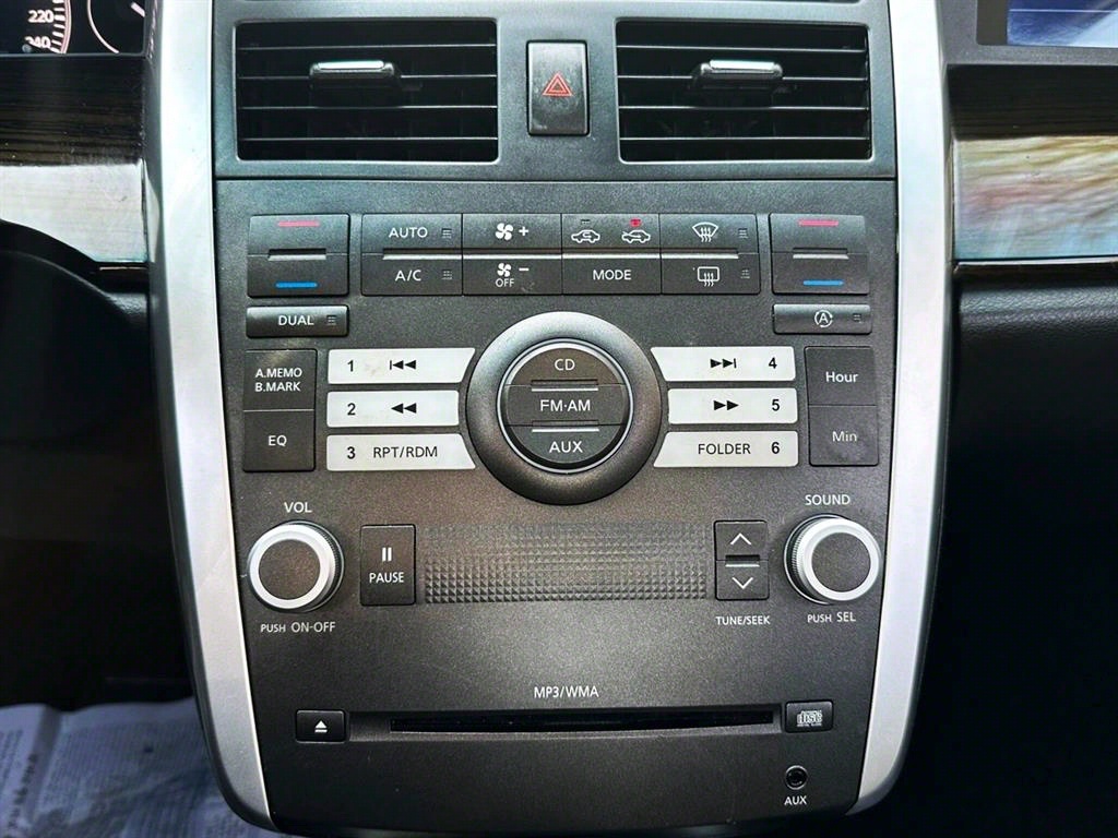 SAMSUNG SM7 - Vista 11