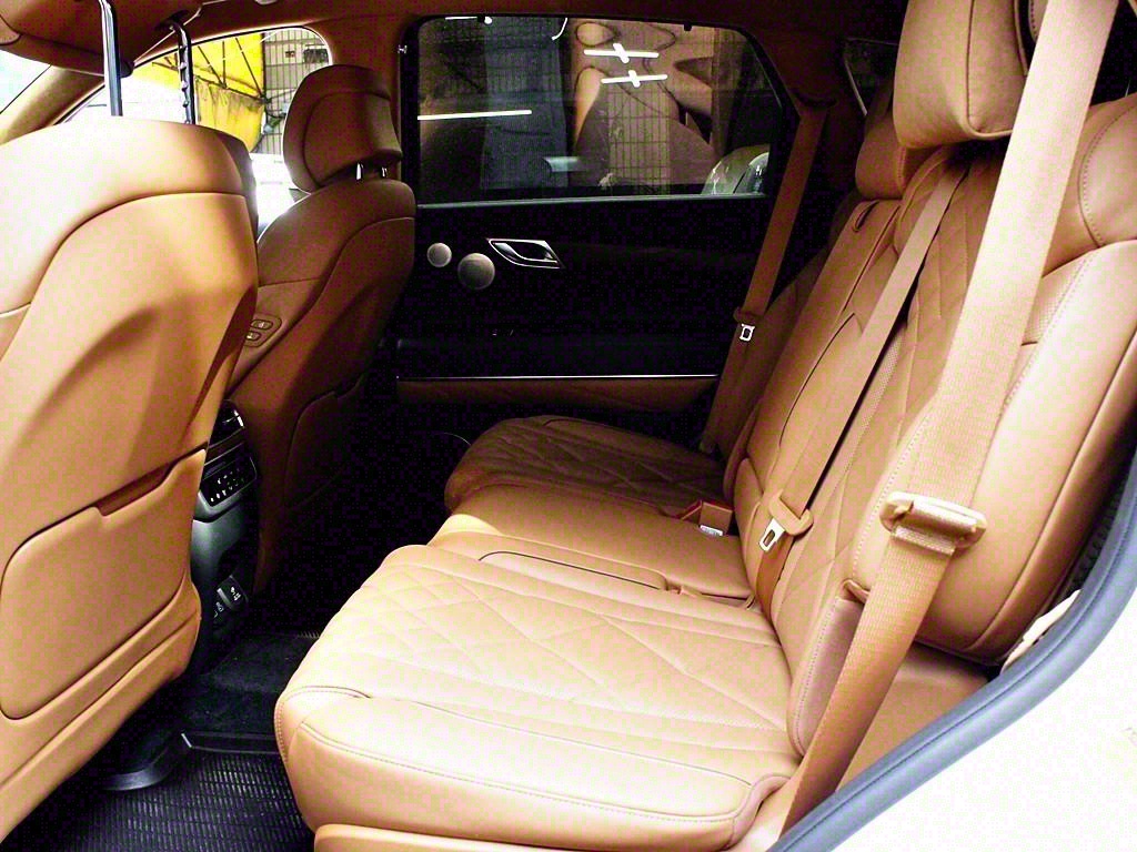 Genesis GV80 - Vista 11