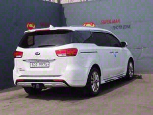 KIA Carnival - Vista 8