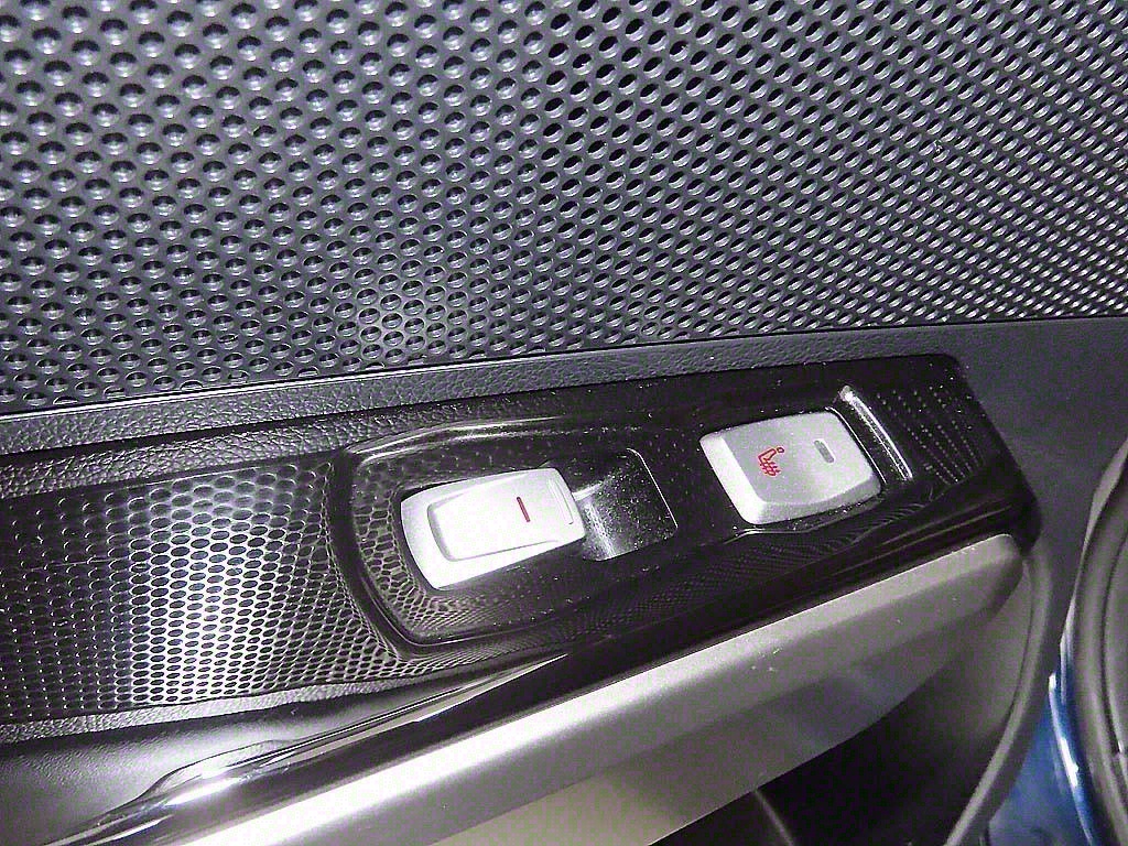 Ssangyong Tivoli 2016 Azul - Importación desde Corea - HF Imports Iquique - Foto 16