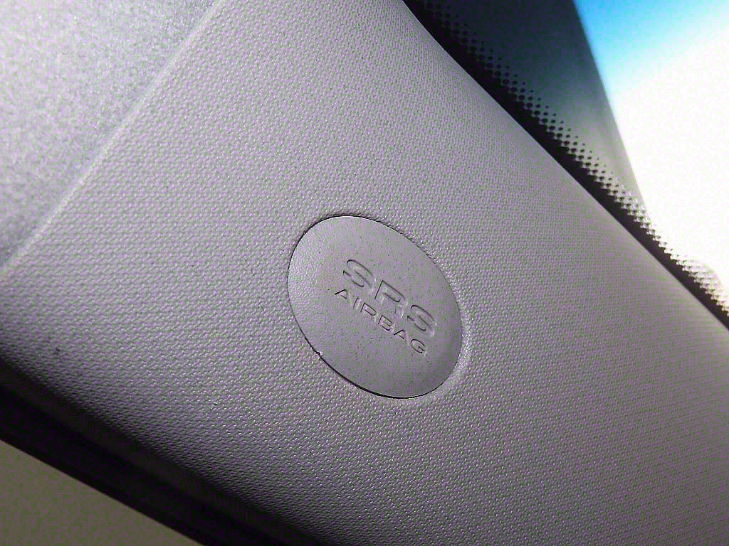 Ssangyong Tivoli 2016 Azul - Importación desde Corea - HF Imports Iquique - Foto 17