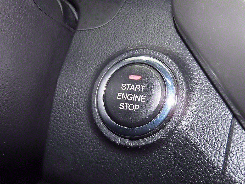 Ssangyong Tivoli 2016 Azul - Importación desde Corea - HF Imports Iquique - Foto 14