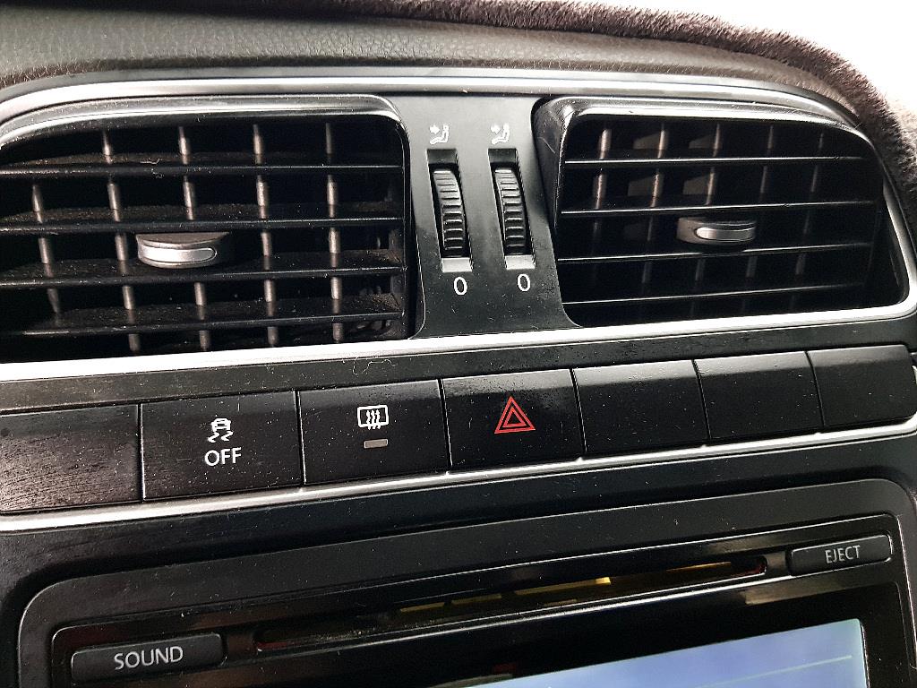 Volkswagen polo 2013 Plateado - Importación desde Corea - HF Imports Iquique - Foto 14