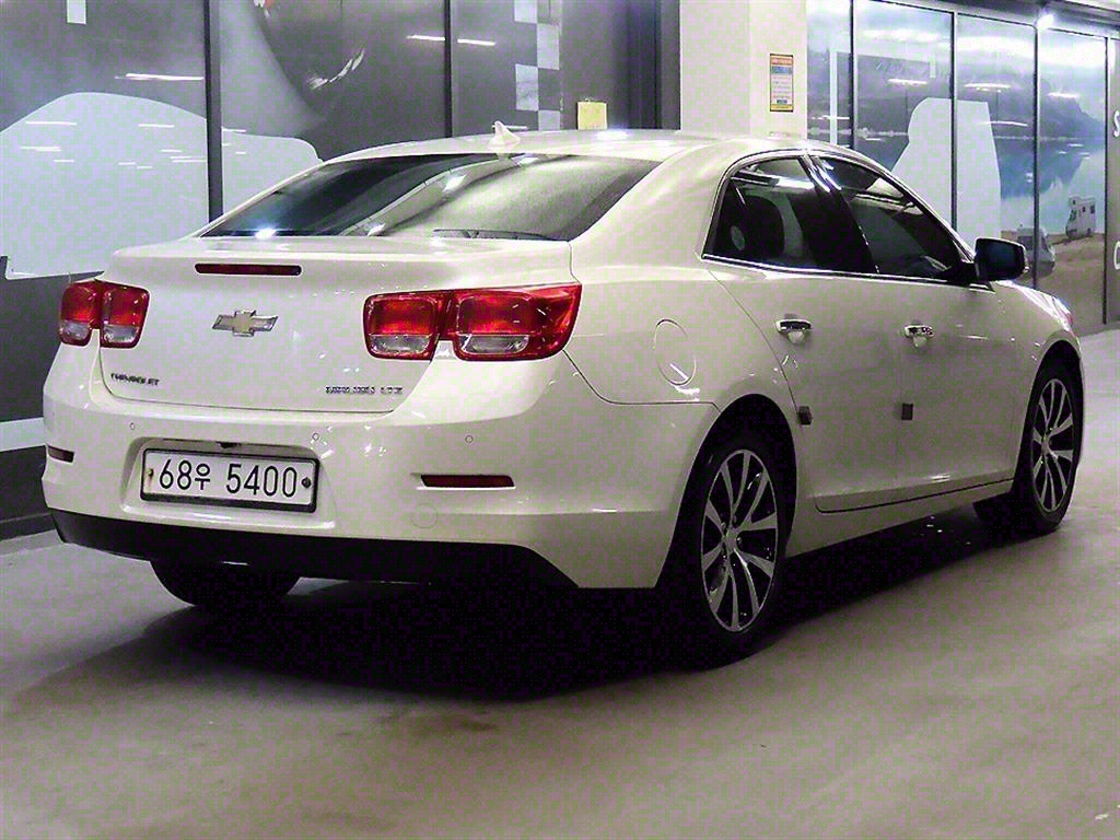 Chevrolet Malibu - Vista 4