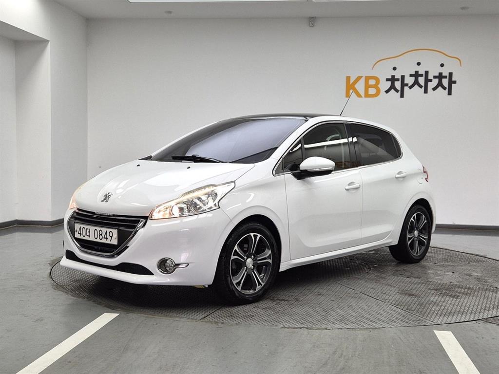 Peugeot 208