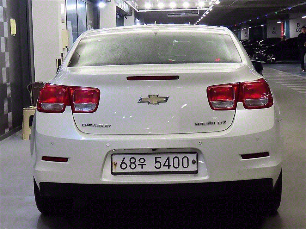 Chevrolet Malibu - Vista 5