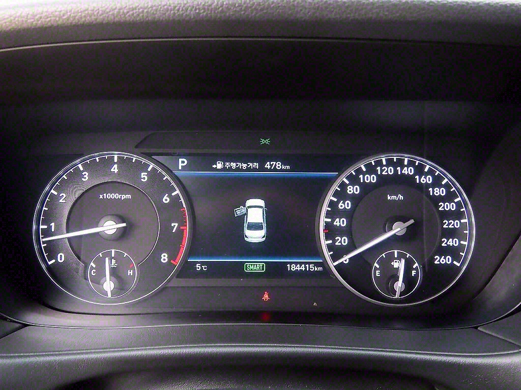 Genesis EQ900 - Vista 8