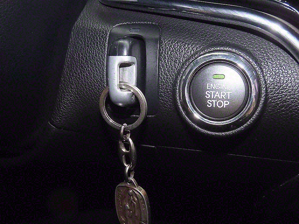 KIA K7 2011 Negro - Importación desde Corea - HF Imports Iquique - Foto 15