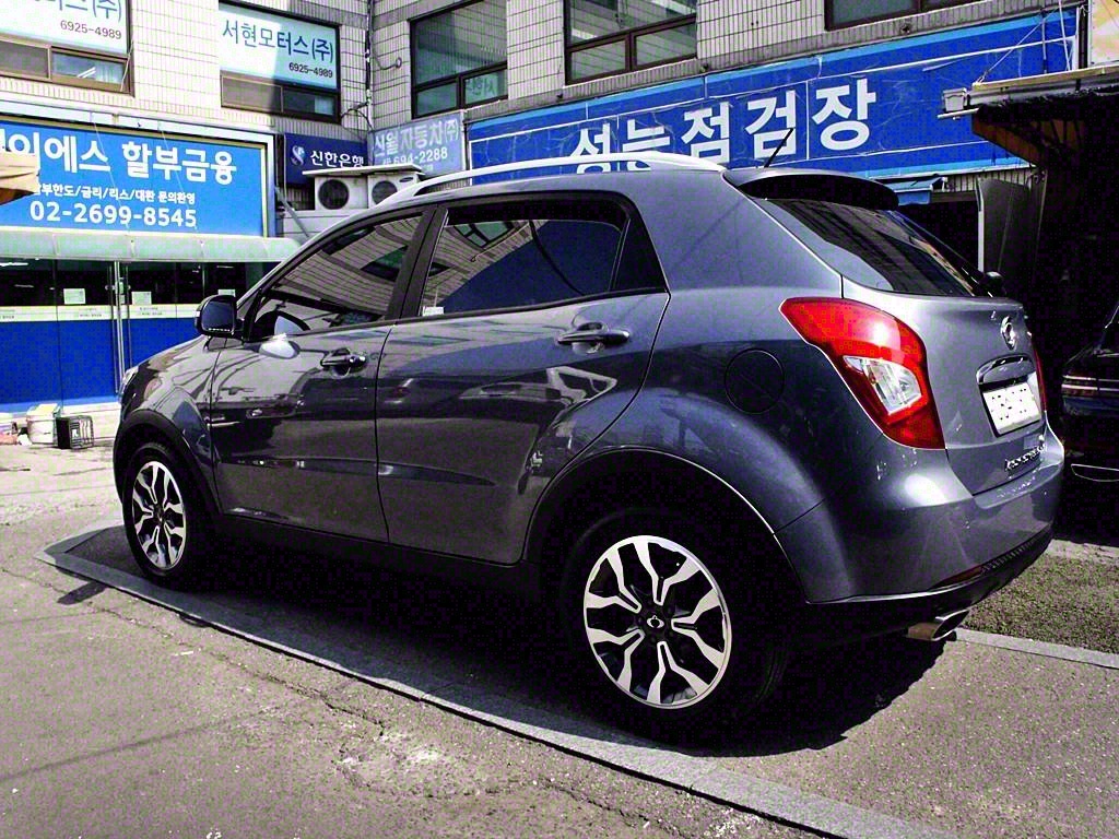 Ssangyong Korando - Vista 7