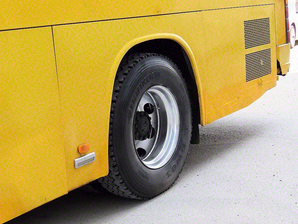 medium and large bus Medium Daewoo Bus 2015 Amarillo - Importación desde Corea - HF Imports Iquique - Foto 20