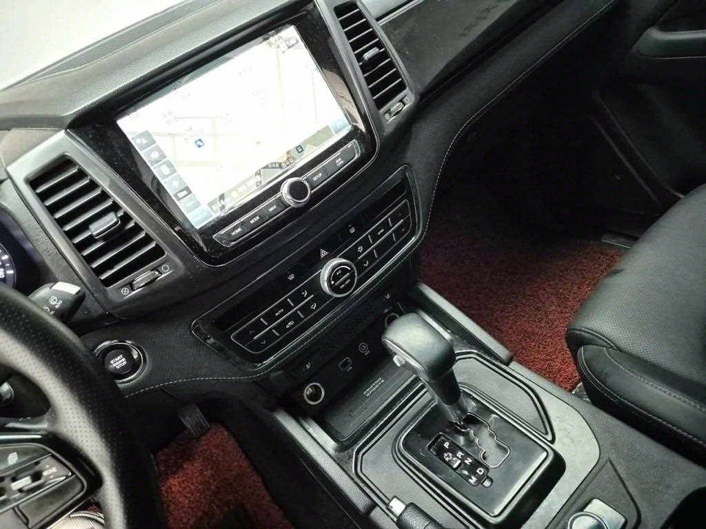 Ssangyong Rexton - Vista 8