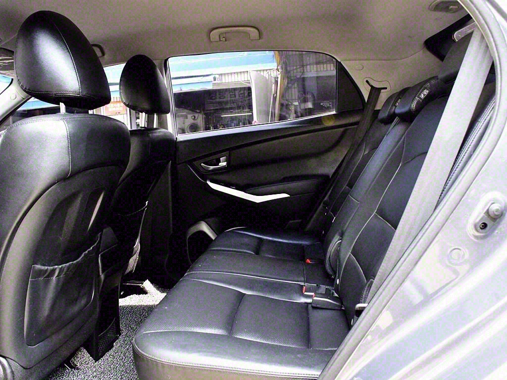 Ssangyong Korando - Vista 11