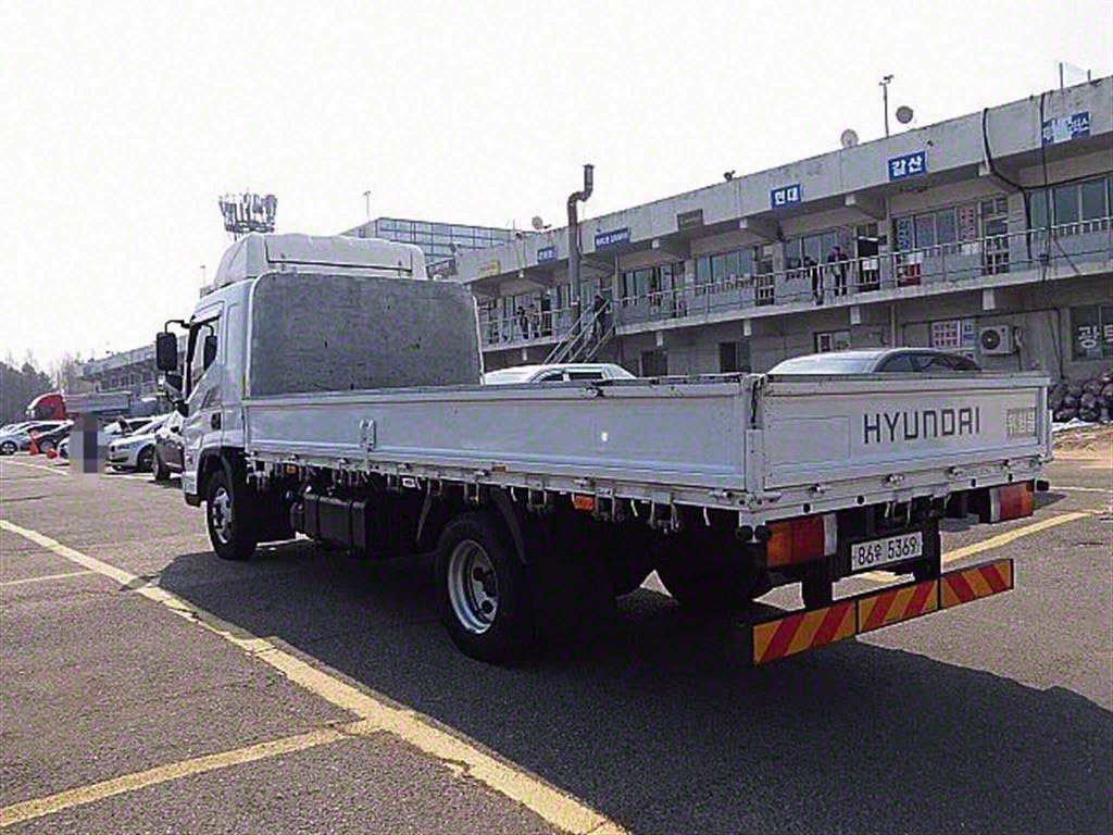 medium and large cargo Cargo - Vista 7