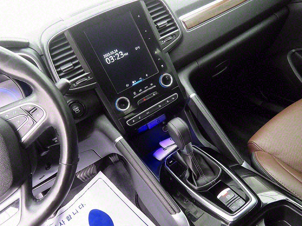 SAMSUNG QM6 - Vista 12