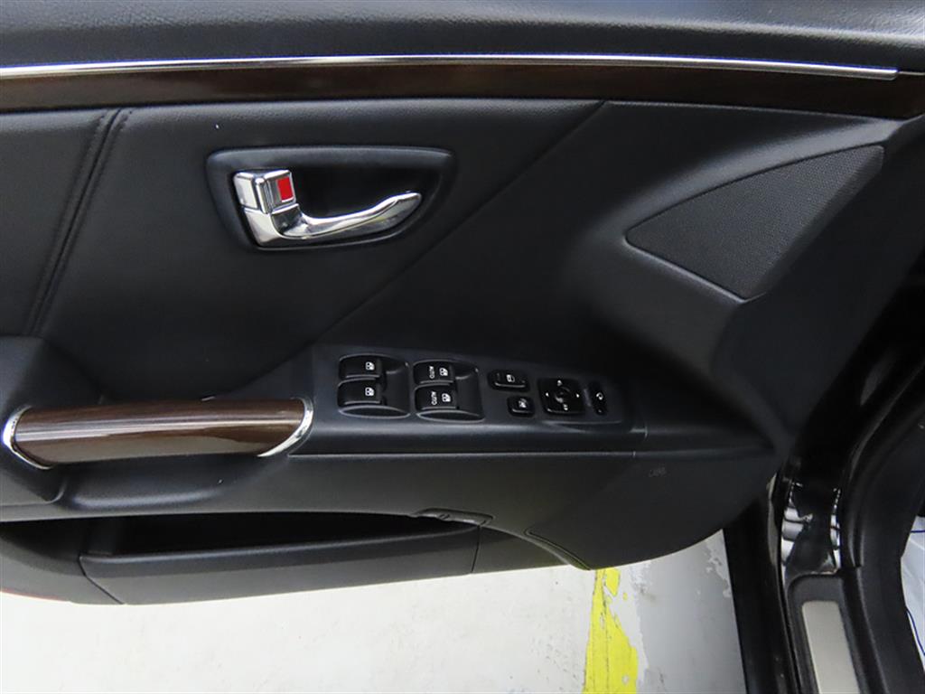 HYUNDAI Grandeur 2009 Negro - Importación desde Corea - HF Imports Iquique - Foto 13