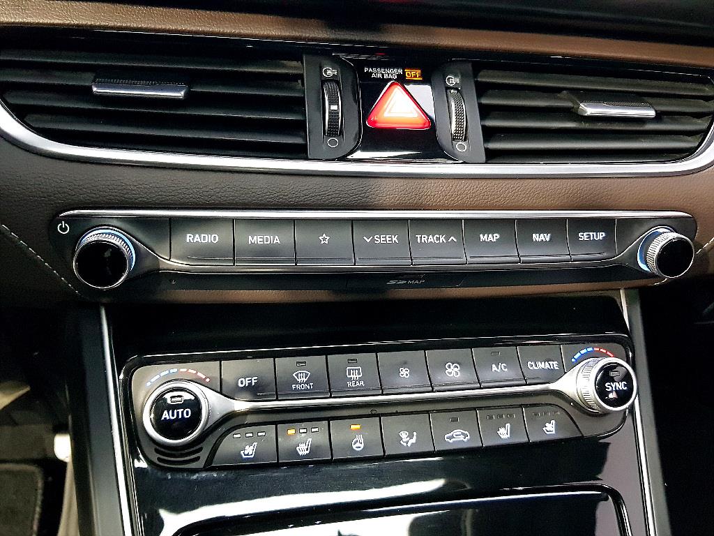 HYUNDAI Grandeur - Vista 11