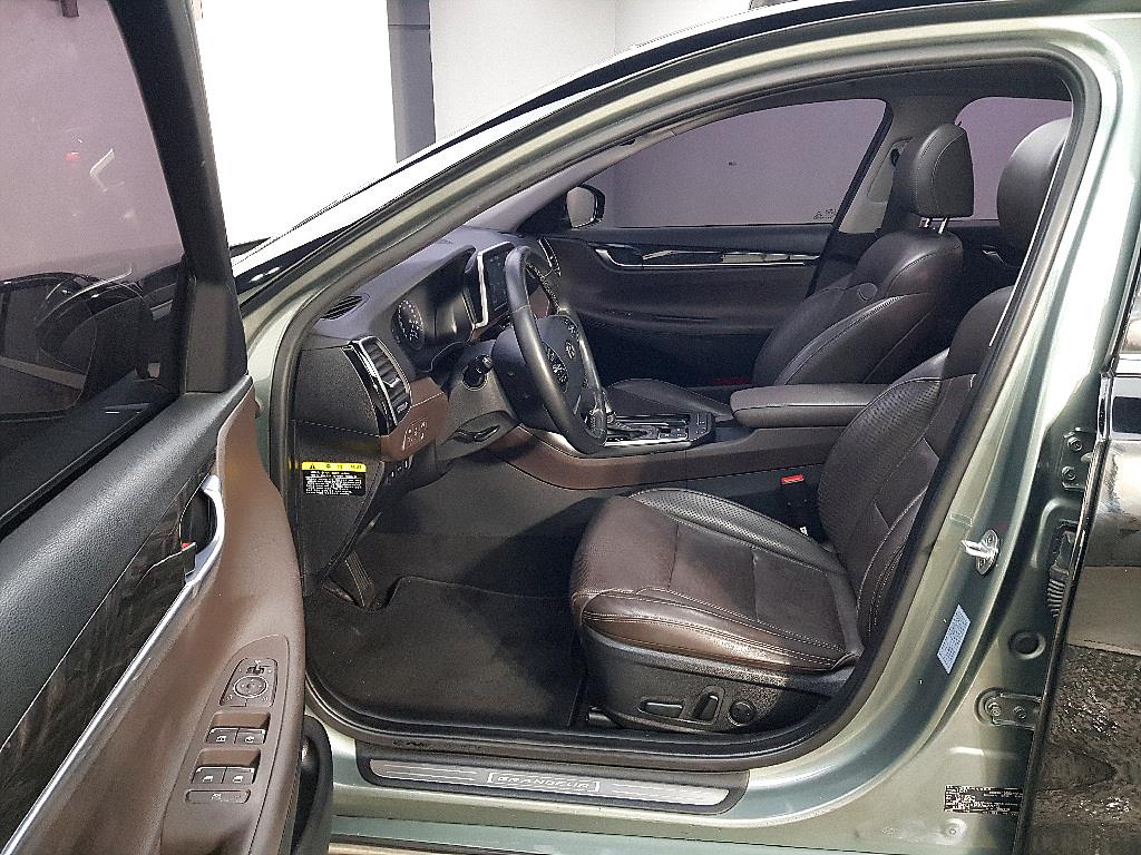 HYUNDAI Grandeur - Vista 8