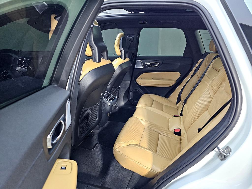 Volvo XC60 - Vista 9