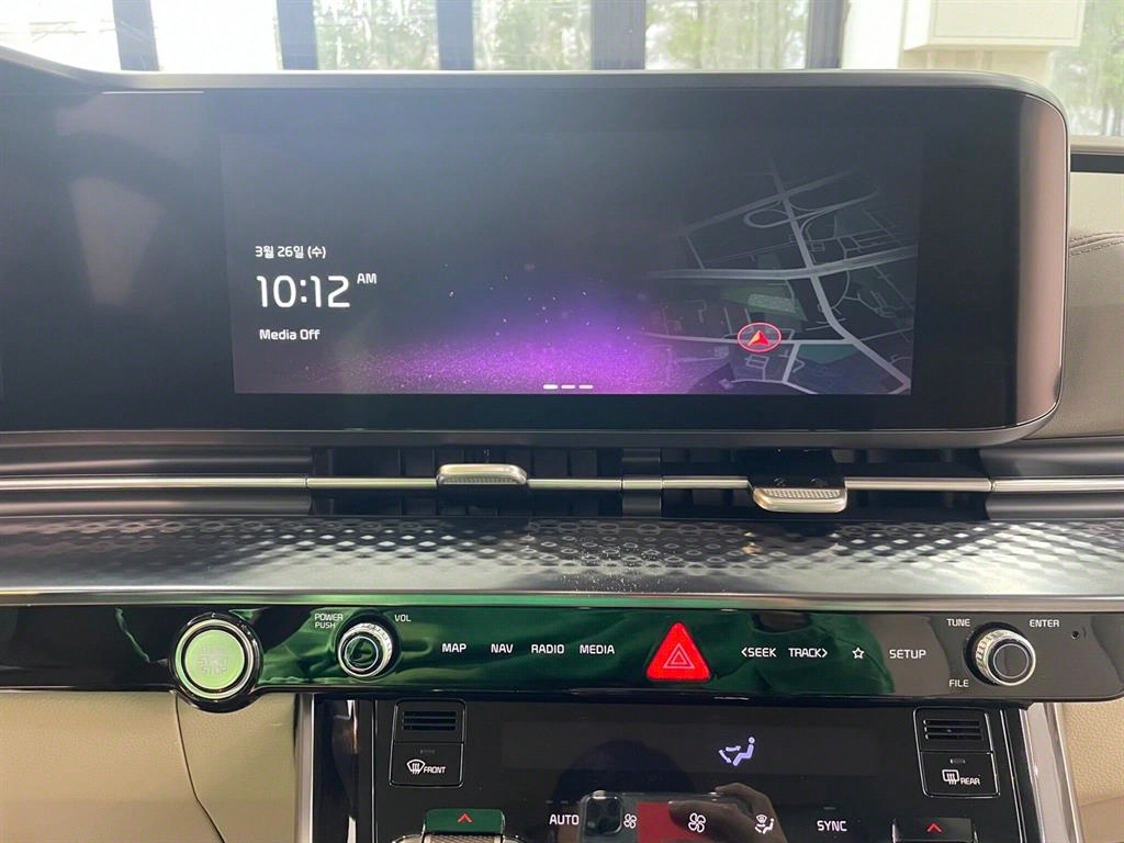 KIA Carnival - Vista 10