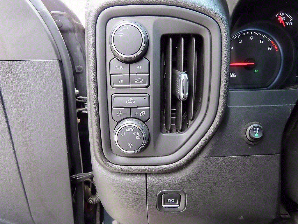 Chevrolet Silverrado 2020 Negro - Importación desde Corea - HF Imports Iquique - Foto 13