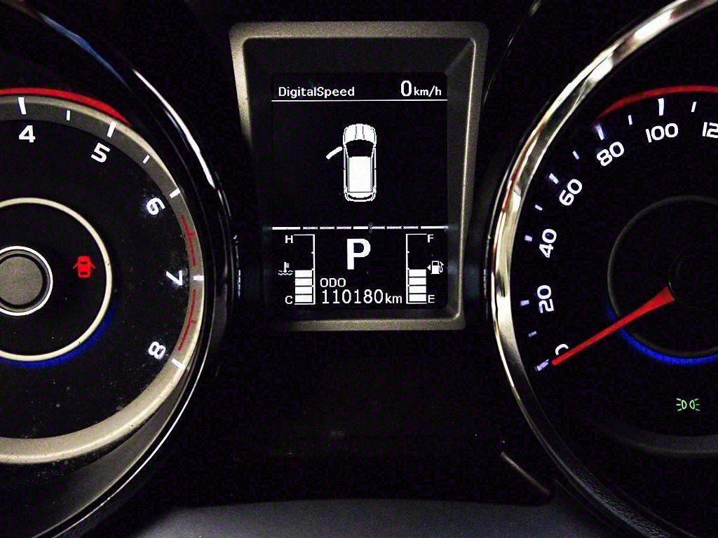 Ssangyong Tivoli 2018 Gris - Importación desde Corea - HF Imports Iquique - Foto 9