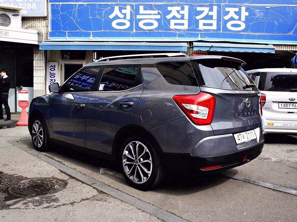 Ssangyong Tivoli - Vista 7