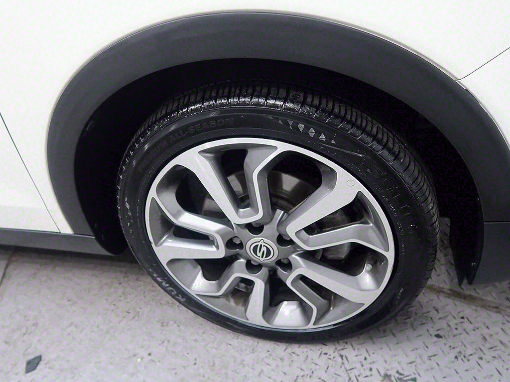 Ssangyong Tivoli 2016 Blanco - Importación desde Corea - HF Imports Iquique - Foto 7