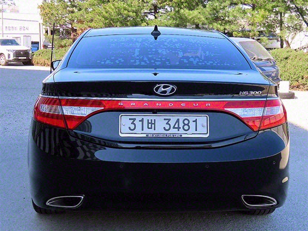 HYUNDAI Grandeur - Vista 4