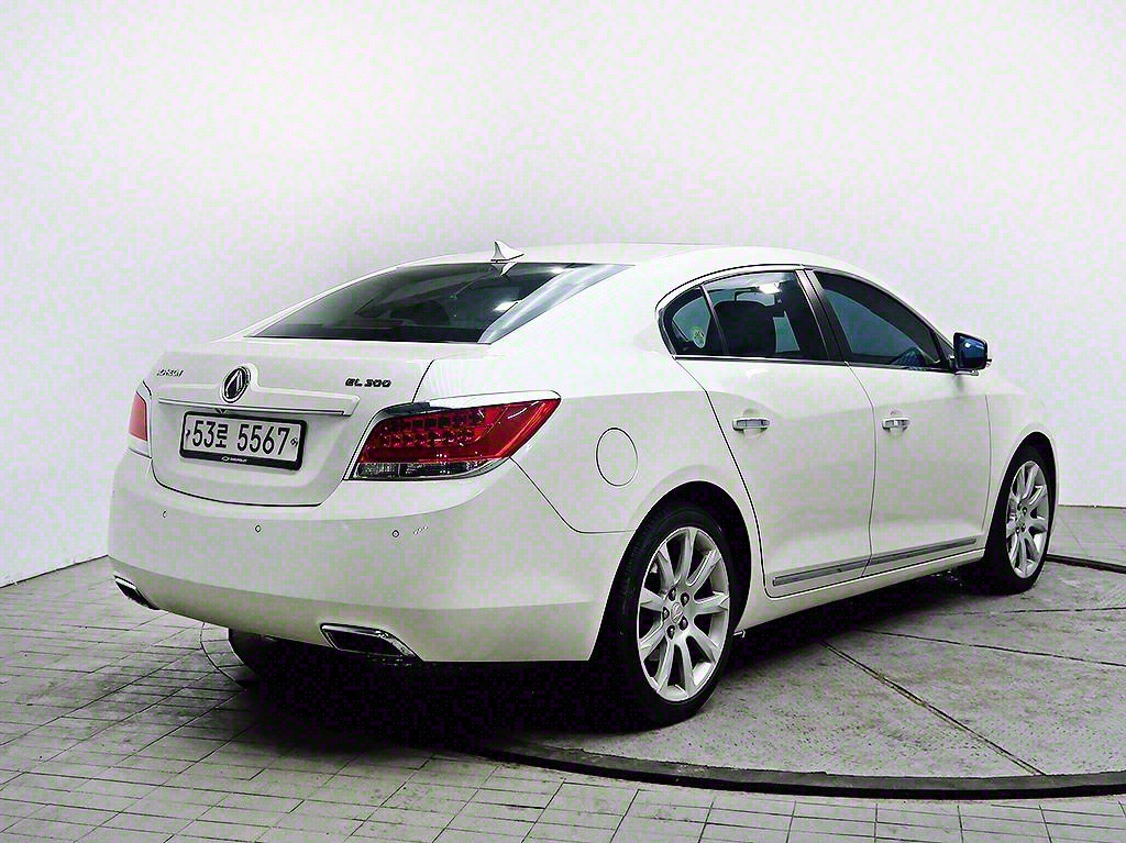 DAEWOO Alpheon - Vista 7