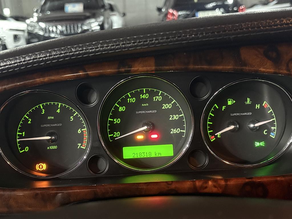 Jaguar Daimler - Vista 10