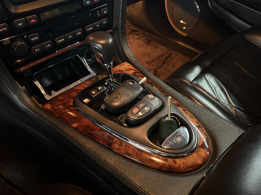 Jaguar Daimler 2006 Café - Importación desde Corea - HF Imports Iquique - Foto 14