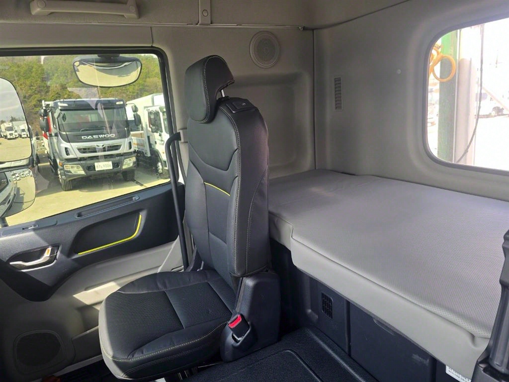 medium and large cargo apChoukJingae 2023 Blanco - Importación desde Corea - HF Imports Iquique - Foto 13