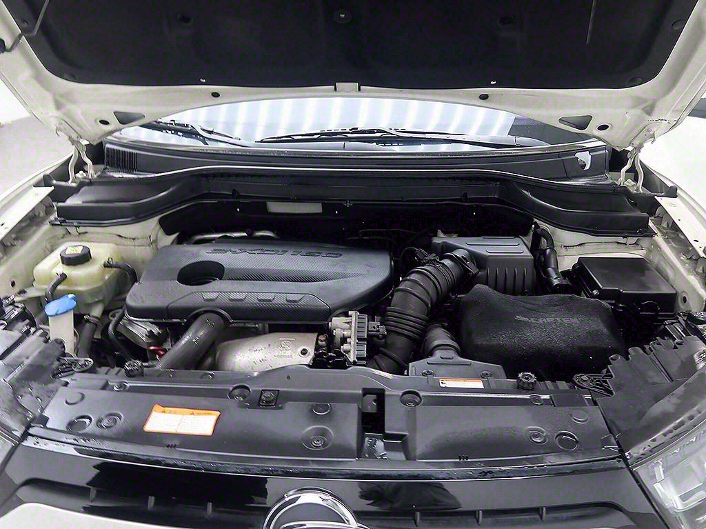 Ssangyong Tivoli 2016 Blanco - Importación desde Corea - HF Imports Iquique - Foto 8