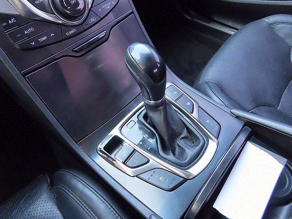 HYUNDAI Grandeur - Vista 10