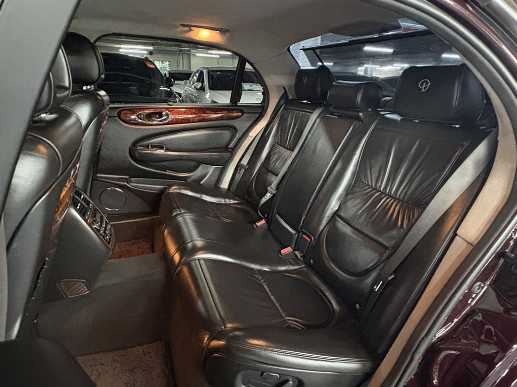 Jaguar Daimler 2006 Café - Importación desde Corea - HF Imports Iquique - Foto 18