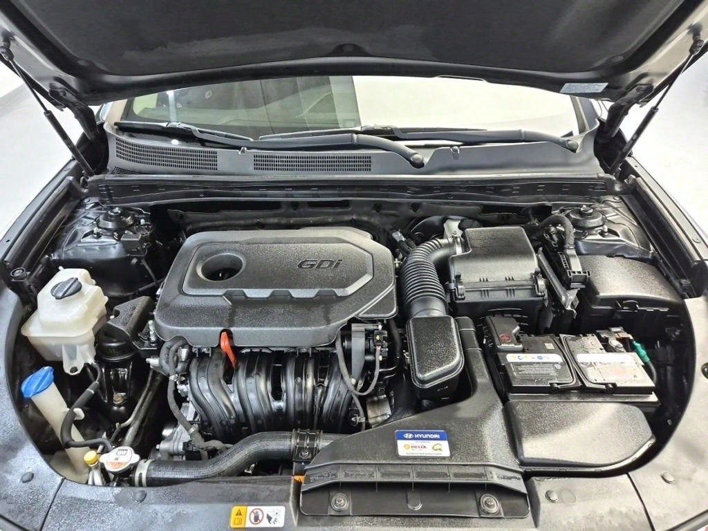 HYUNDAI Grandeur - Vista 4