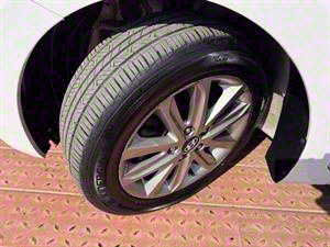 HYUNDAI Avante - Vista 10