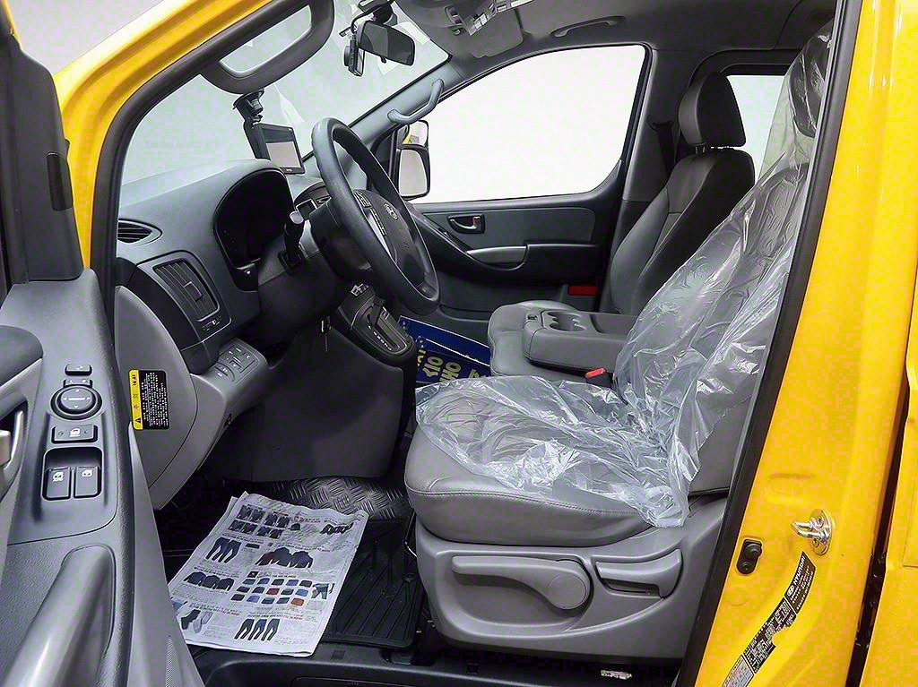 HYUNDAI Starex 2019 Amarillo - Importación desde Corea - HF Imports Iquique - Foto 11